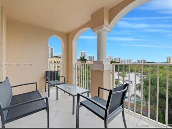 19999 E Country Club Dr # 1601, Aventura FL 33180 — #A11621081