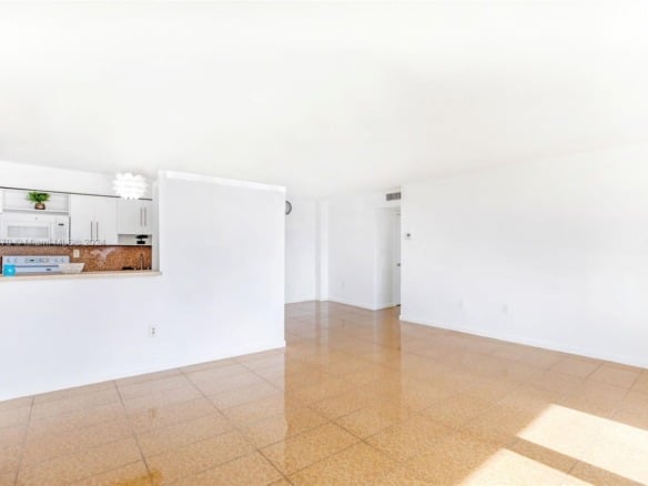7133 Bay Dr # 401, Miami Beach FL 33141 — #A11625570