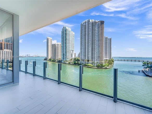 300 Biscayne Blvd Way # 703, Miami FL 33131 — #A11626754