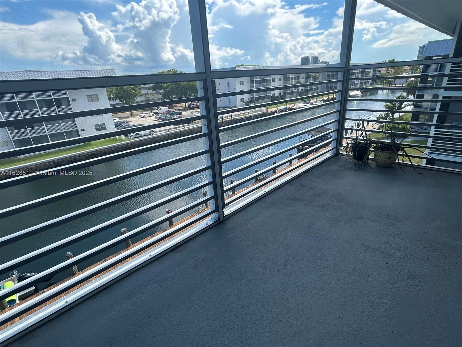 1ad5be0d-3412 3600 NE 170th St # 411, North Miami Beach FL 33160 — #A11628812