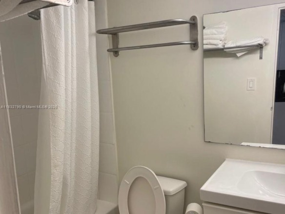 19201 Collins Ave # 717, Sunny Isles Beach FL 33160 — #A11832790