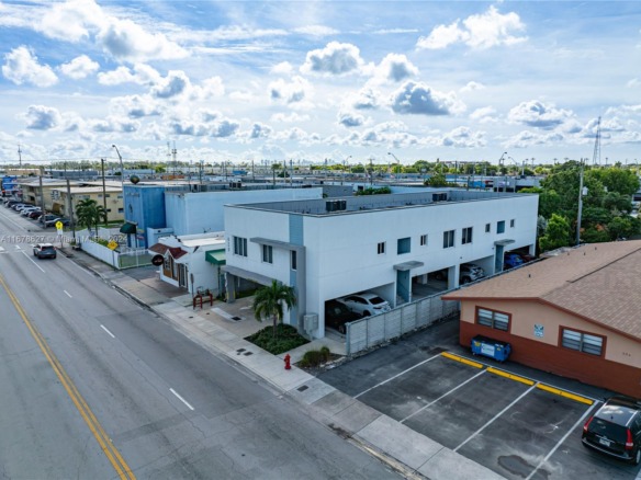 620 W 29th St, Hialeah FL 33012 — #A11678627