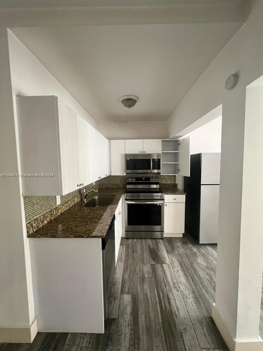 1ad5be0d-3476 2500 NE 192nd St, Miami FL 33180 — #A11644212