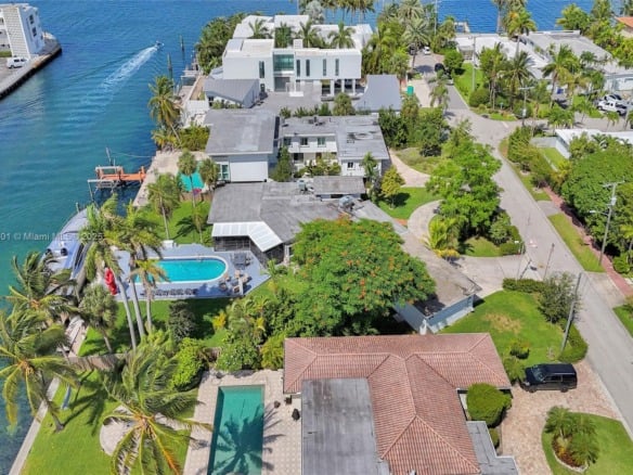 1020 S Shore Dr, Miami Beach FL 33141 — #A11646801