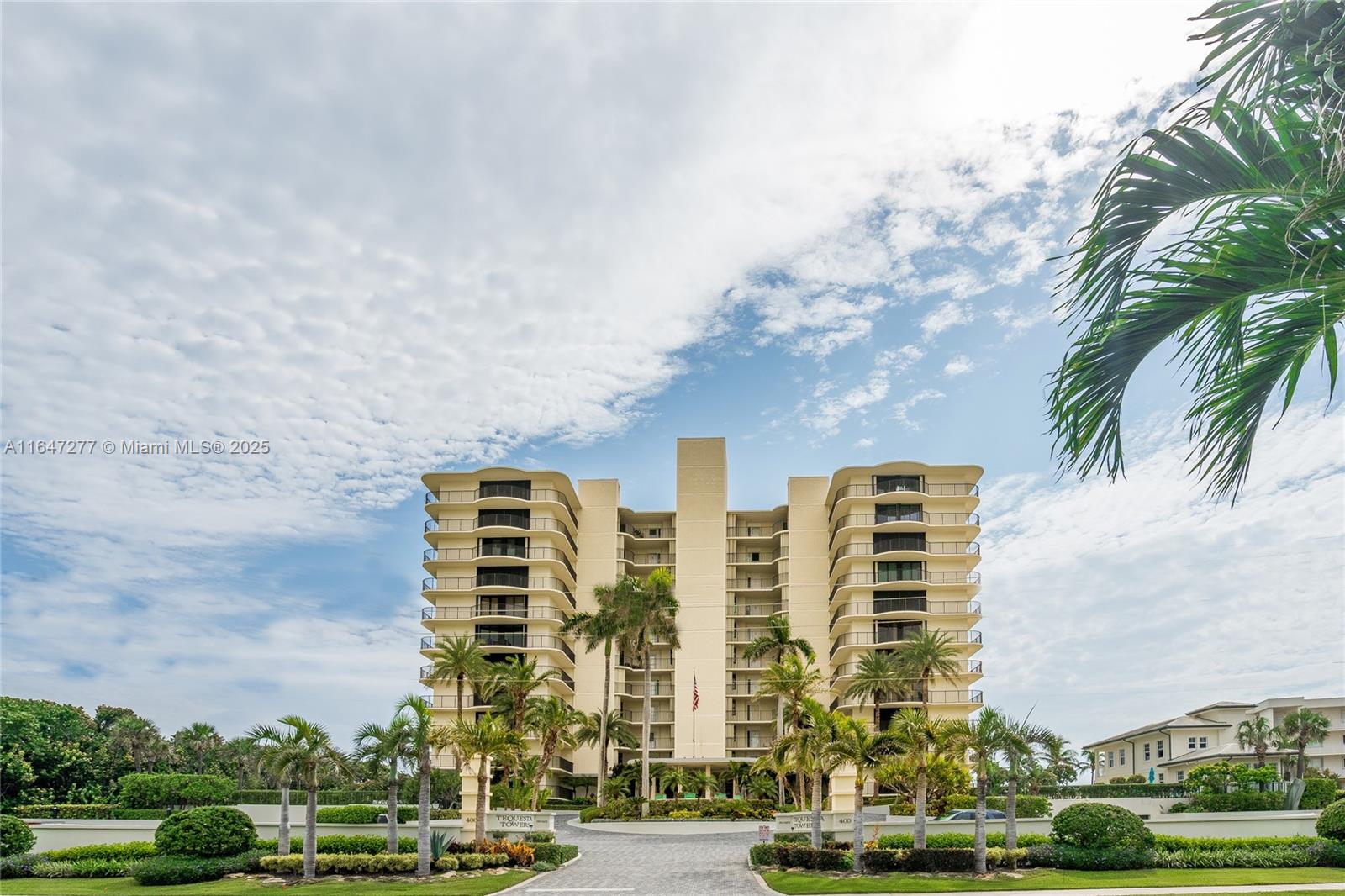 400 Beach Rd # 802, Tequesta FL 33469 — #A11647277