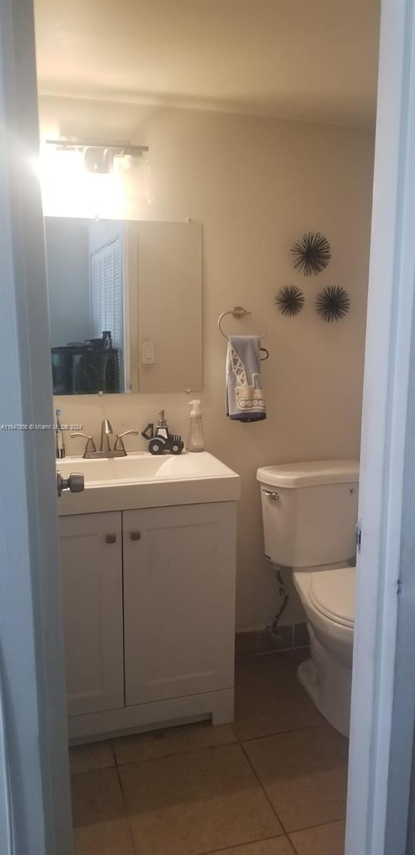 1ad5be0d-3491 17021 N Bay Rd # 127, Sunny Isles Beach FL 33160 — #A11647936