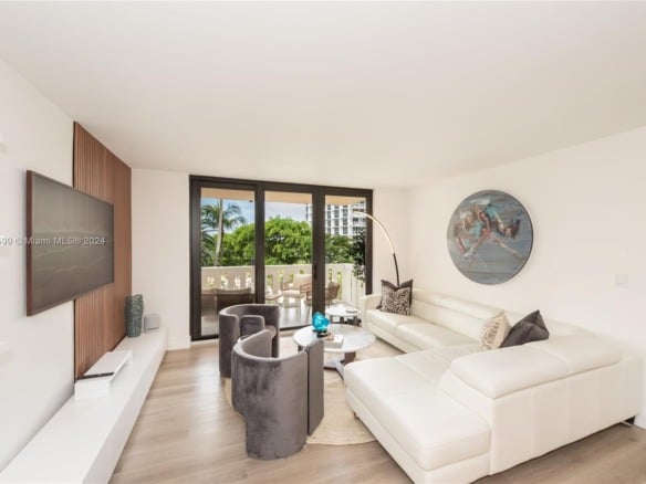1111 Crandon Blvd # A306, Key Biscayne FL 33149 — #A11649599