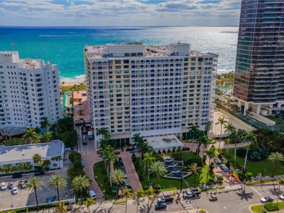 9801 Collins Ave # 3T, Bal Harbour FL 33154 — #A11651357