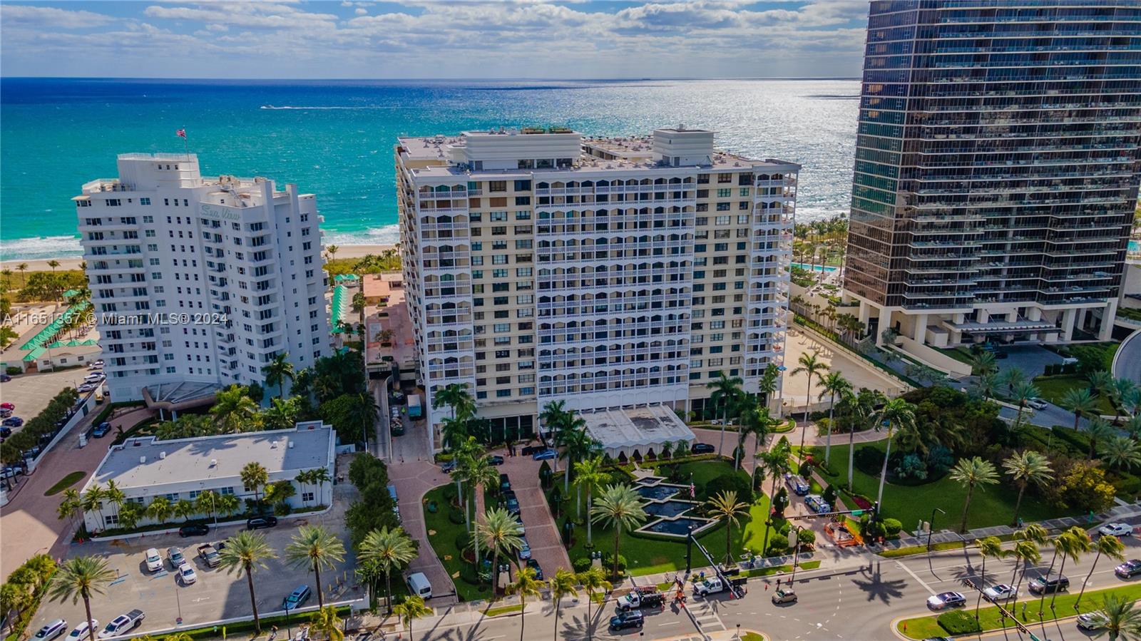 1ad5be0d-3514 9801 Collins Ave # 3T, Bal Harbour FL 33154 — #A11651357