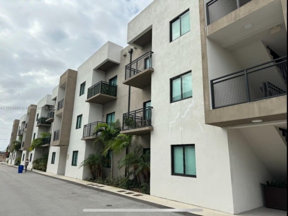 640 W 18th St # 107, Hialeah FL 33010 — #A11654990