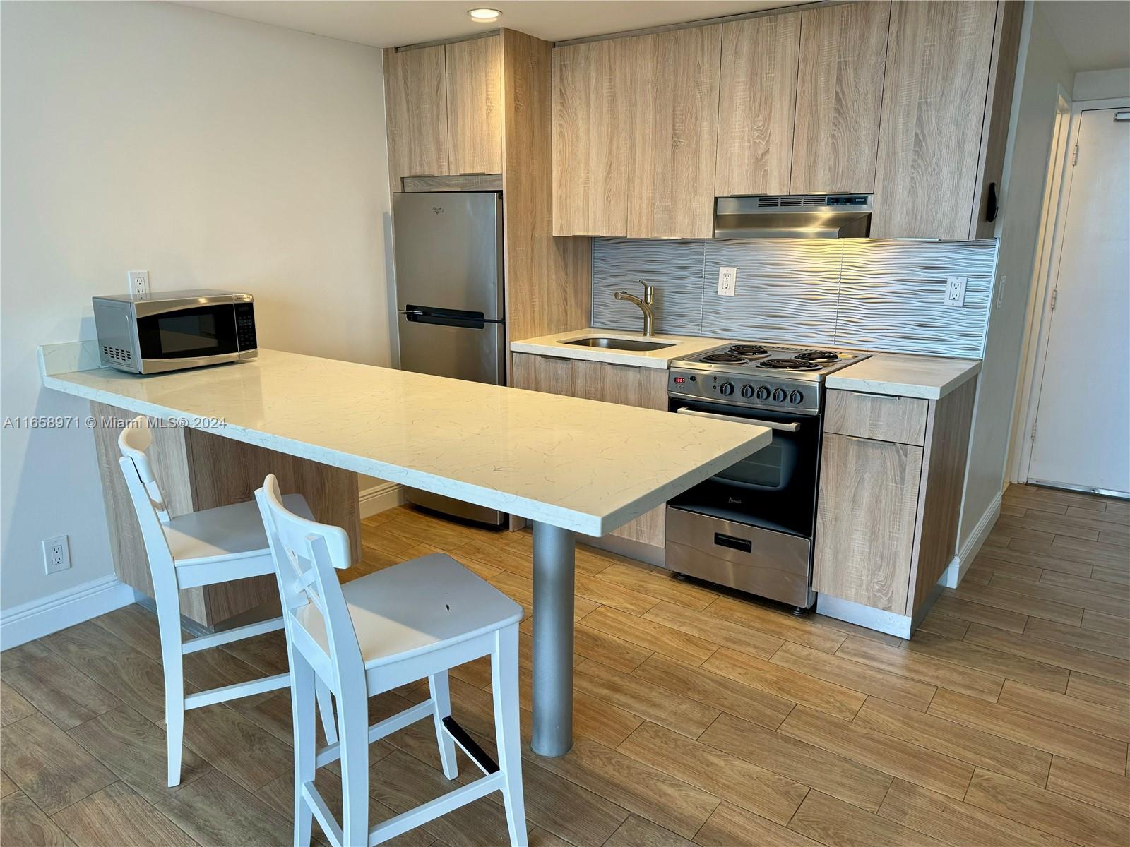 1ad5be0d-3557 1720 Harrison St # 15F, Hollywood FL 33020 — #A11658971
