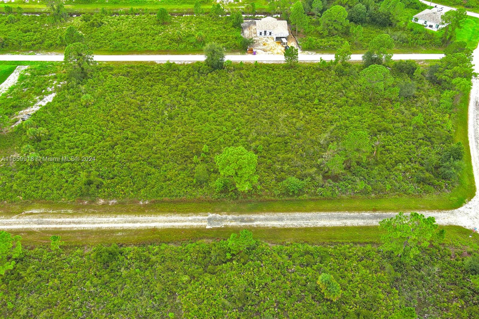 1ad5be0d-3560 642 Vasser Ave S, Lehigh Acres FL 33974 — #A11659918