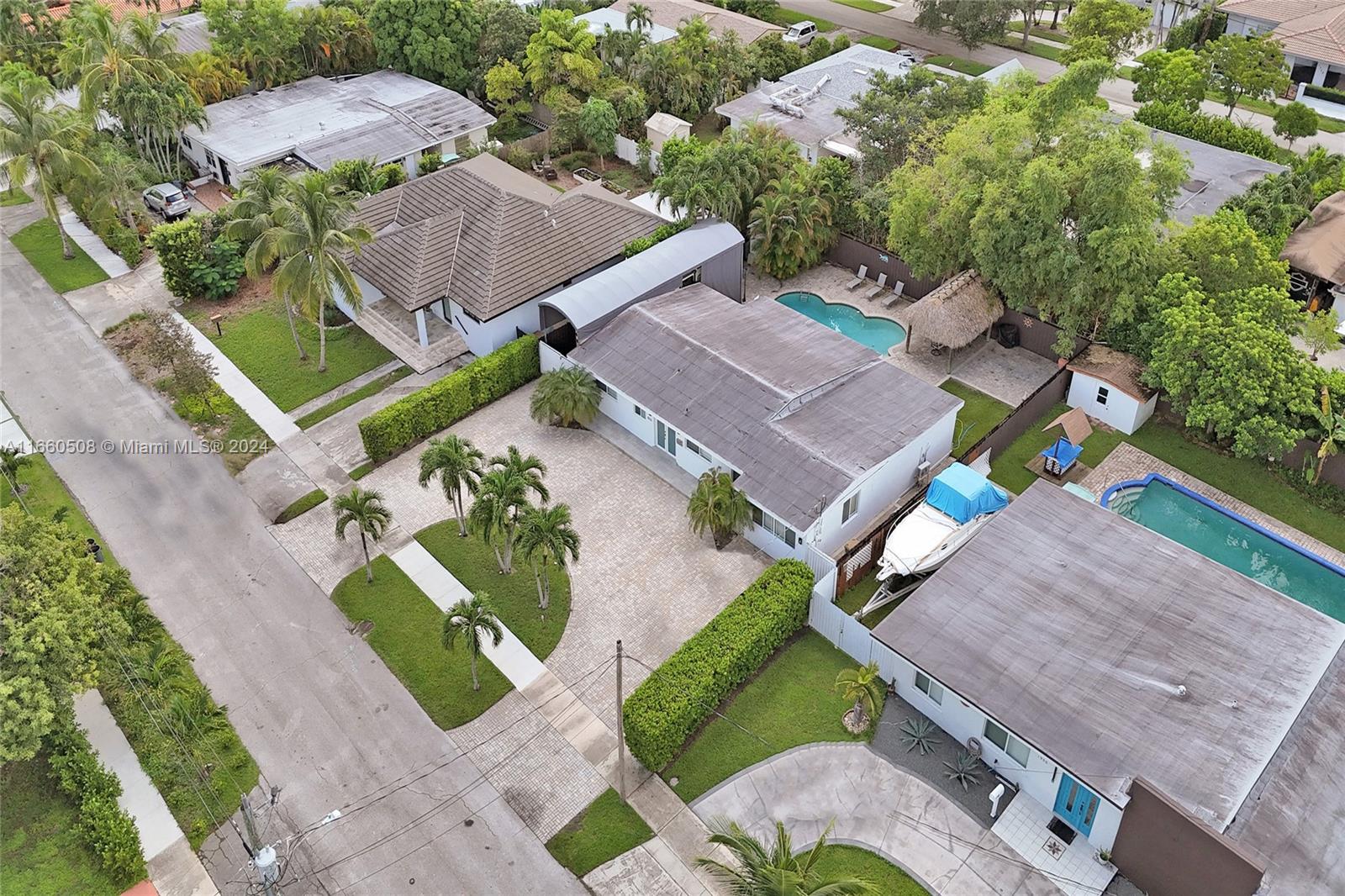 default 1910 N Hibiscus Dr, North Miami FL 33181 — #A11660508