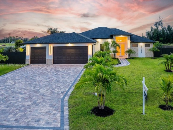 1528 SW 15th Ave, Cape Coral FL 33991 — #A11660797