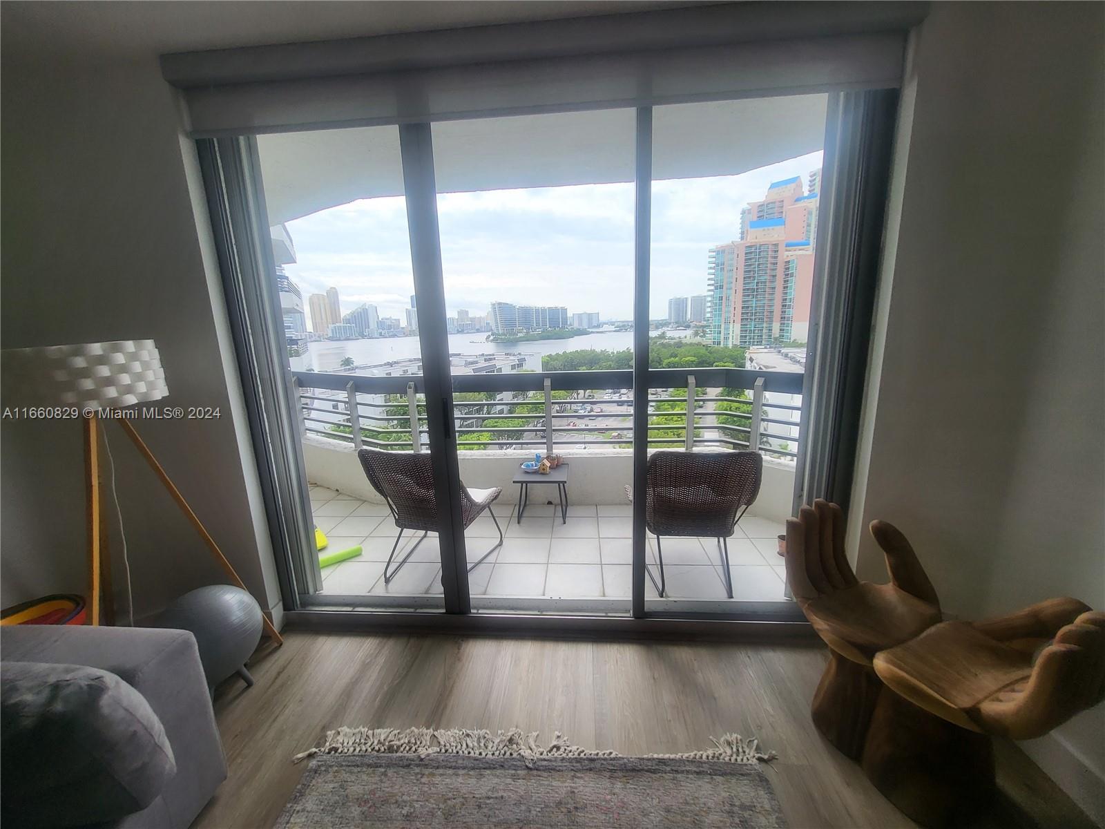 1ad5be0d-3568 3400 NE 192nd St # 903, Aventura FL 33180 — #A11660829