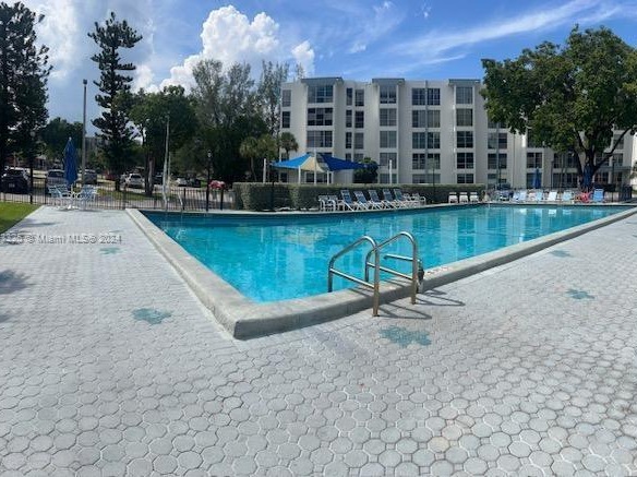 17570 Atlantic Blvd # 401, Sunny Isles Beach FL 33160 — #A11663325