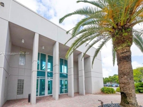 10305 NW 41st St # 101, Doral FL 33178 — #A11835236