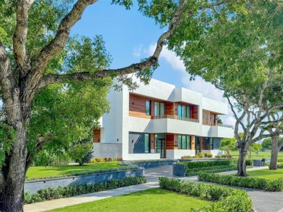 9860 NE 5th Avenue Rd, Miami Shores FL 33138 — #A11673448
