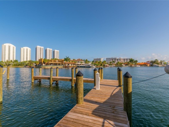 400 Sunny Isles Blvd, Sunny Isles Beach FL 33160 — #A11674179