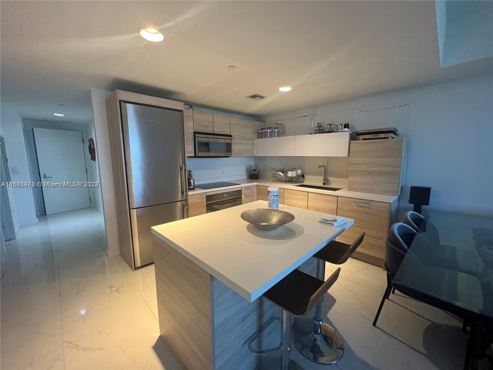 1ad5be0d-3728 16385 Biscayne Blvd # 2020, North Miami Beach FL 33160 — #A11682478