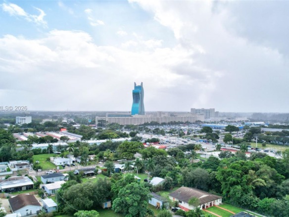 4381 SW 51st St, Dania Beach FL 33314 — #A11682737
