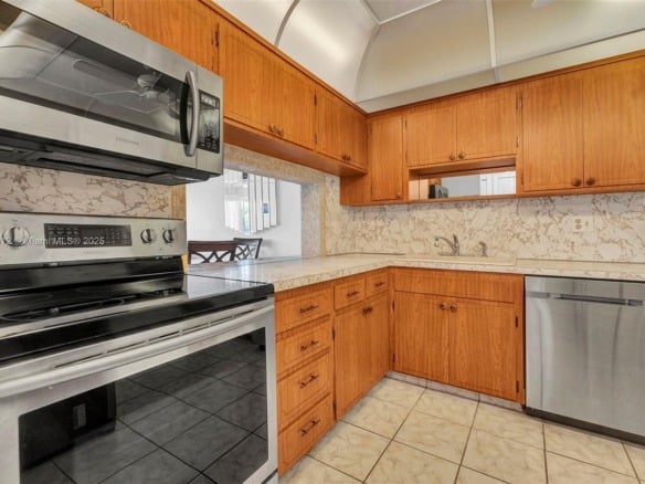 330 SE 2nd St # 303F, Hallandale Beach FL 33009 — #A11683312