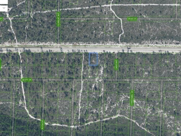 6737 Columbus Blvd, Sebring FL 33872 — #A11686454