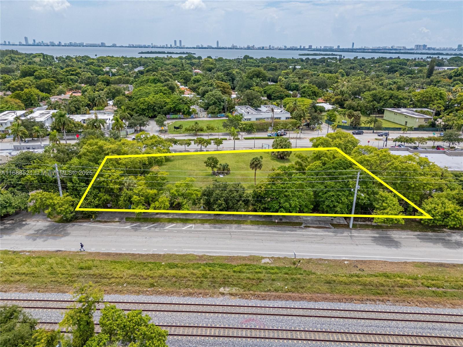 default 5220 Biscayne, Miami FL 33137 — #A11688521