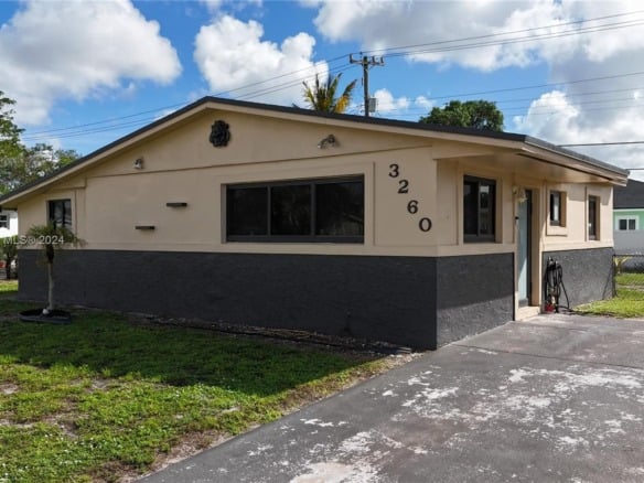 3260 NW 209th Ter, Miami Gardens FL 33056 — #A11689367