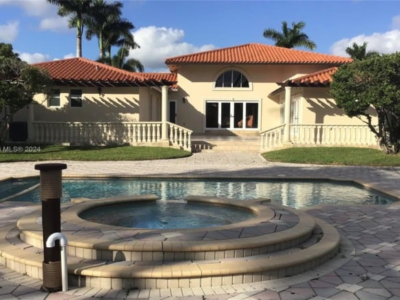 13460 SW 32nd ST, Kendall FL 33175 — #A11691301