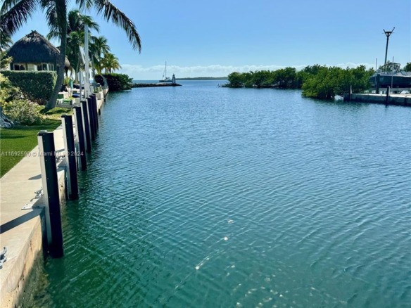 72 Ocean Dr # 0, Key Largo FL 33037 — #A11692590