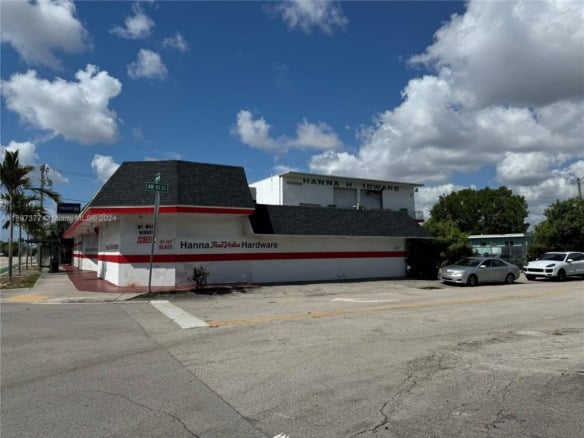 4343 N Andrews Ave, Oakland Park FL 33309 — #A11697377