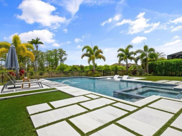 141 Cinder Dunes Pt, Jupiter FL 33478 — #A11697925