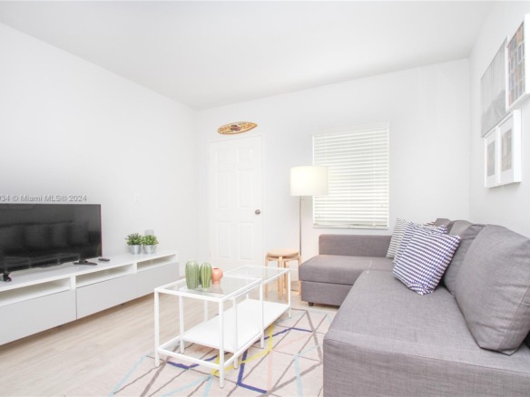 6238 SW 59th Pl # 10, South Miami FL 33143 — #A11698034