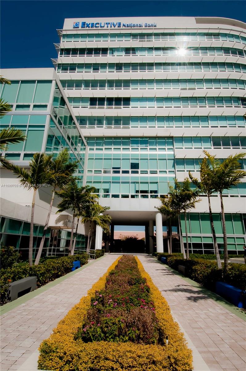 1ad5be0d-3867 20900 NE 30th Ave # 405, Aventura FL 33180 — #A11699703