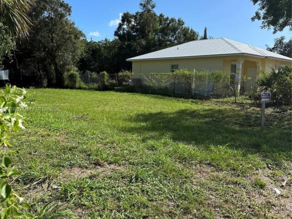 712 N 22nd St, Fort Pierce FL 34950 — #A11700574