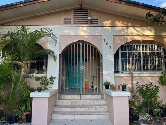 161 NW 35th St, Miami FL 33127 — #A11700585