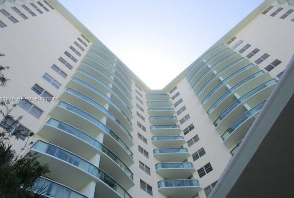 3801 S Ocean Dr # 8U, Hollywood FL 33019 — #A11701626