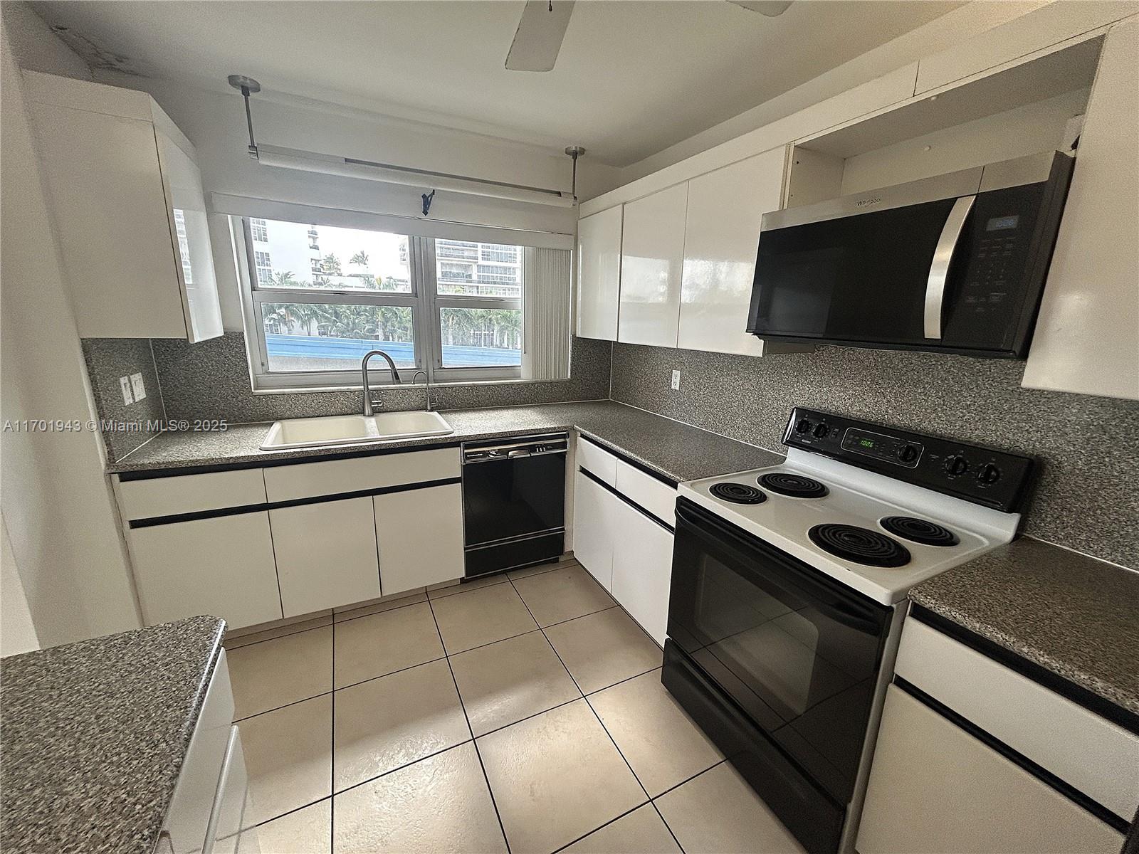 1ad5be0d-3893 1825 S Ocean Dr # 401, Hallandale Beach FL 33009 — #A11701943