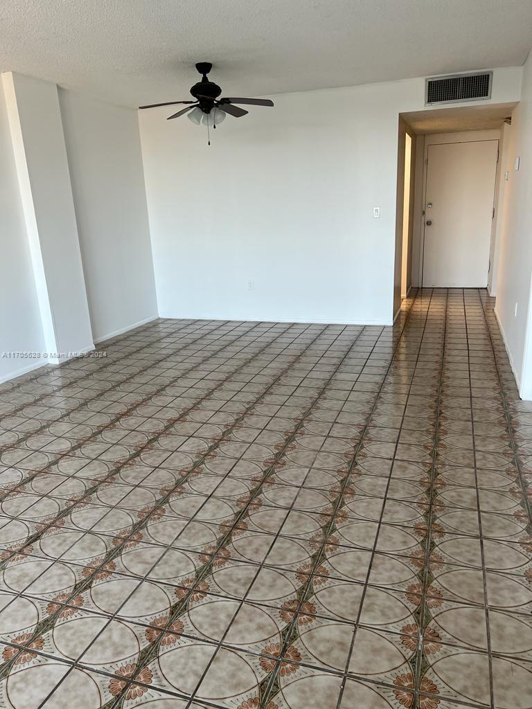 1ad5be0d-3932 15600 NW 7th Ave # 821, Miami FL 33169 — #A11705628