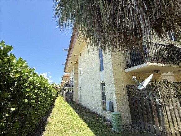 8650 SW 109th Ave # 112, Miami FL 33173 — #A11835673
