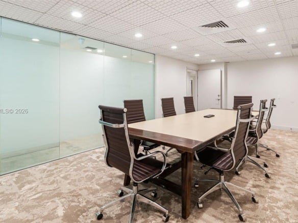 820 W 41 St # 401, Miami Beach FL 33140 — #A11721143