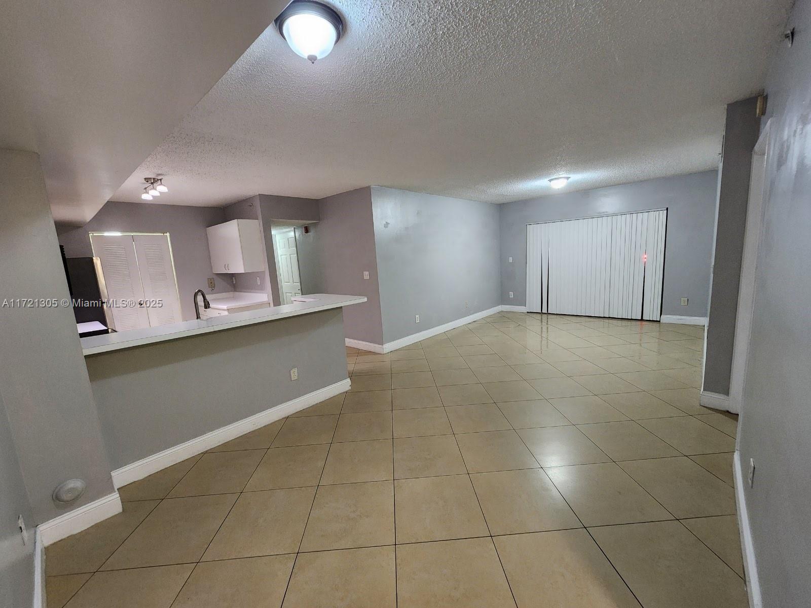 1ad5be0d-4084 2600 S University Dr # 129, Davie FL 33328 — #A11721305