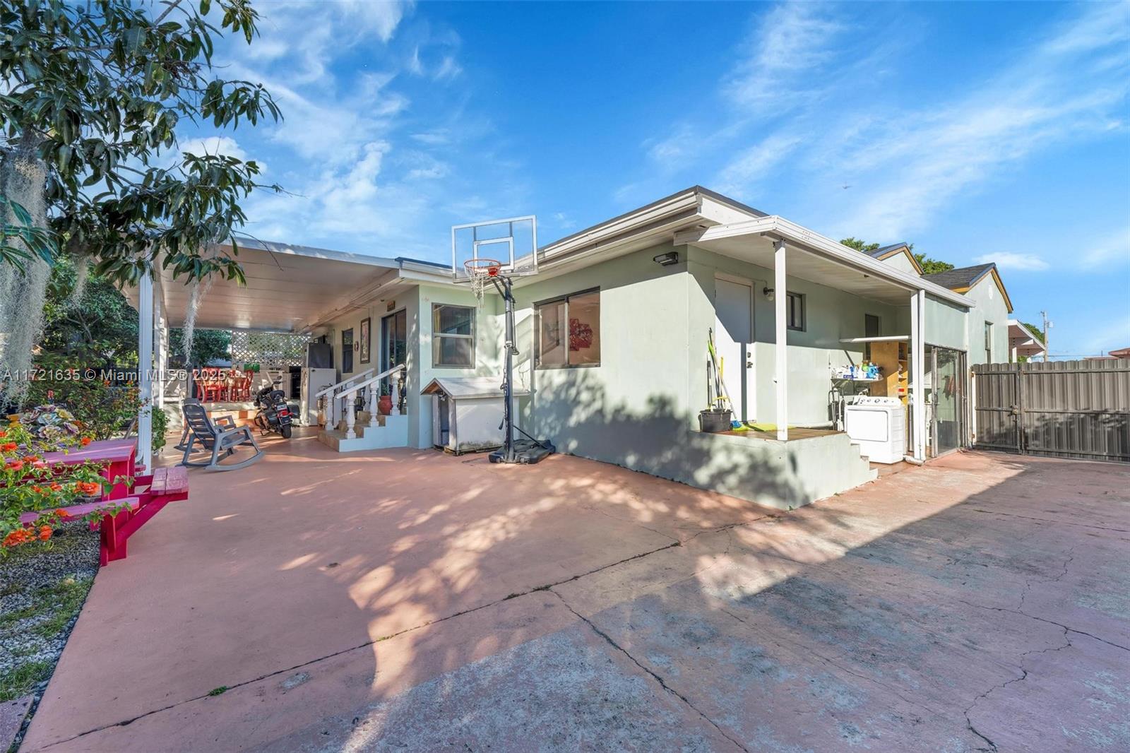 1ad5be0d-4091 462 E 39th St, Hialeah FL 33013 — #A11721635