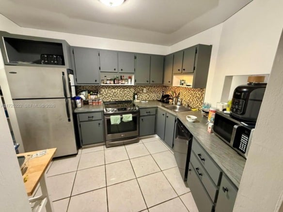 1780 NE 191st St # 609, Miami FL 33179 — #A11725222