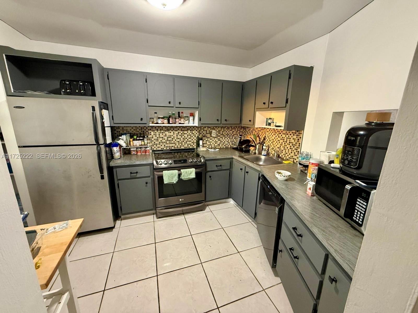 1780 NE 191st St # 609, Miami FL 33179 — #A11725222