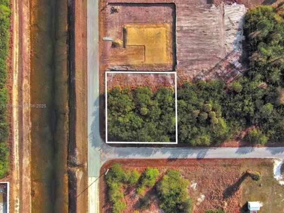 4506 E 19th St, Lehigh Acres FL 33973 — #A11725528