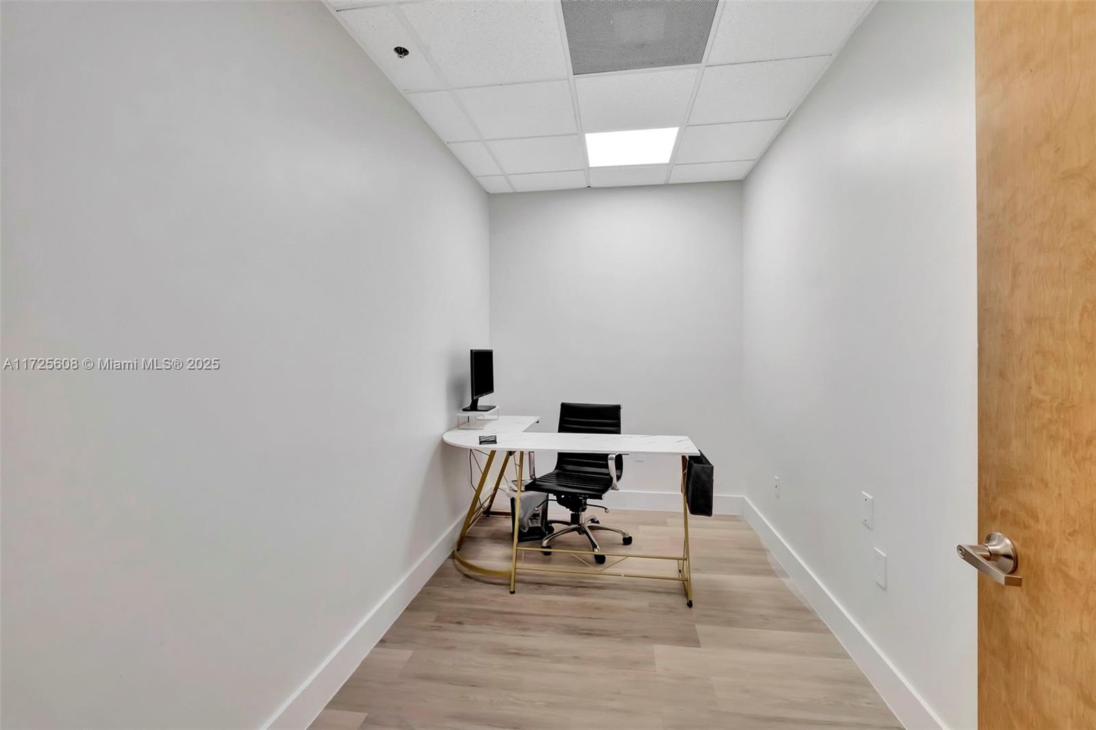12550 Biscayne Blvd # 15, North Miami FL 33181 — #A11725608
