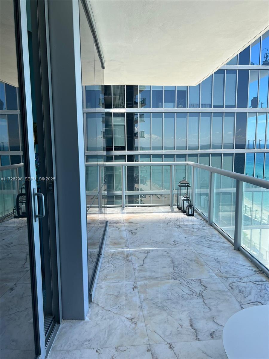 1ad5be0d-4168 17121 Collins Ave # 2008, Sunny Isles Beach FL 33160 — #A11726298