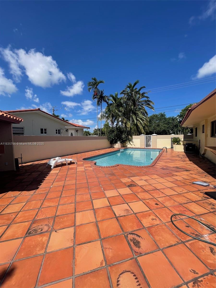 5550 SW 87th Ave, Miami FL 33165 — #A11835765